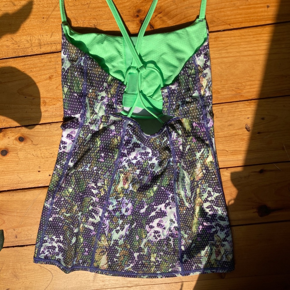 Lululemon Tank! - Picture 4 of 4